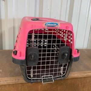 Petmate pink and black carrier